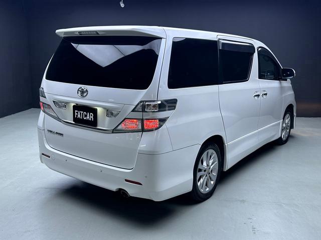 2010 Toyota VELLFIRE 2.4 Z (A) - 4