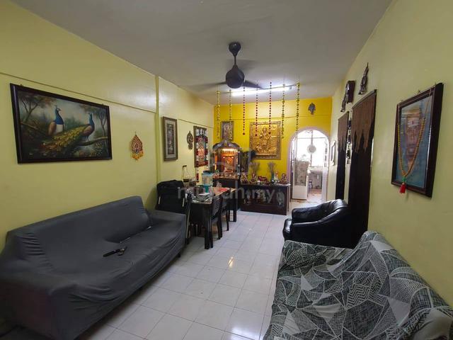 Desa Mentari Flat (Block 7) 1