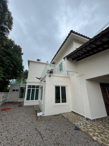 Guarded Ozana Impiam Double Storey Corner Bukit Katil 1