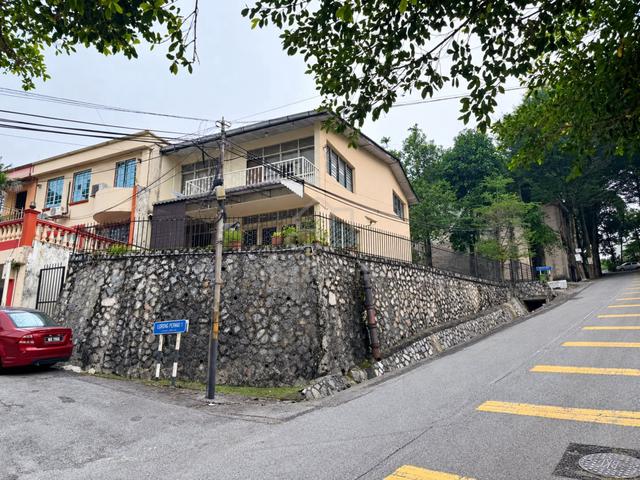 Corner Lot, 3 Storey Terrace, Robson Heights, Seputeh, Kuala Lumpur. 1
