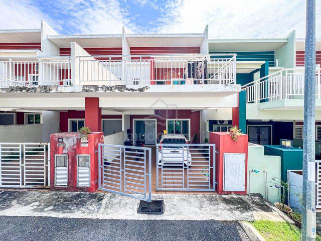 FULL LOAN🔥 2 Storey Terrace Taman Warisan Villa Nilai 1