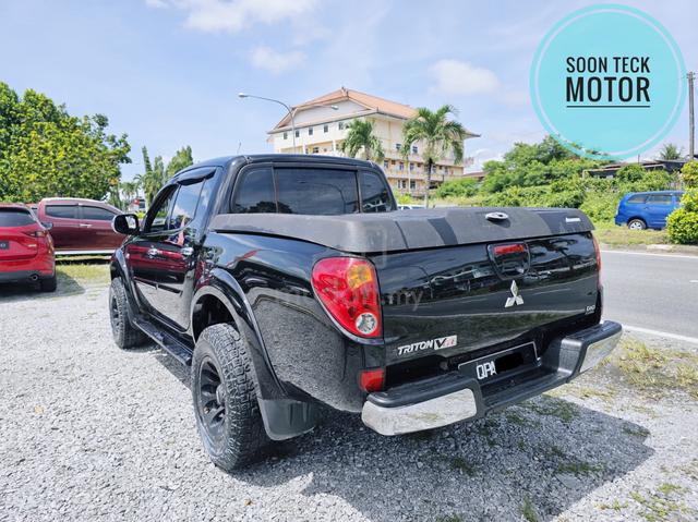 2014 Mitsubishi TRITON 2.5 VGT GS FACELIFT (A) - 4