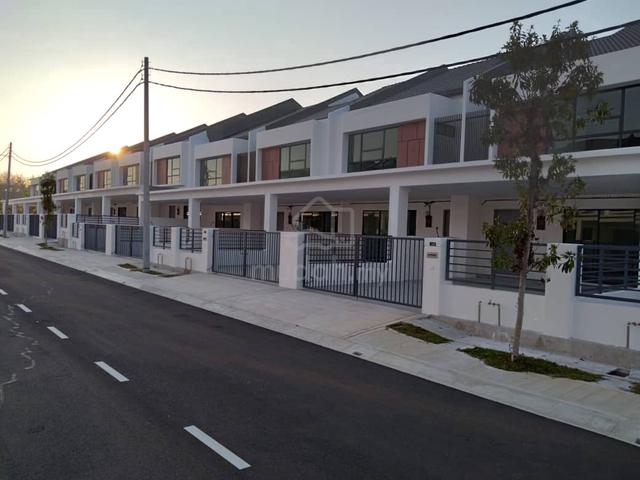 Bukit Banyan Senni Double Storey Terrace House For Sale 1