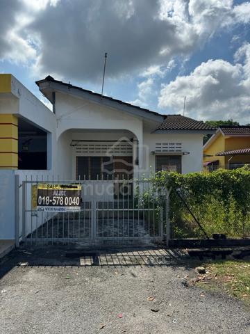 Teluk Kemang Batu 9 Taman Orkid Single Storey House for Sale 1