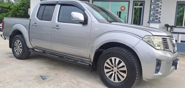 2015 Nissan NAVARA 2.5(Auto)4 x 4 - 4
