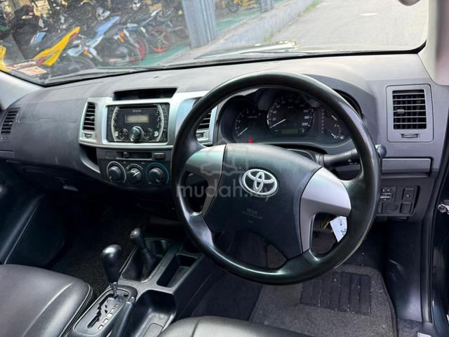 2014 Toyota HILUX 2.5 G VNT (A) Boleh Loan - 5