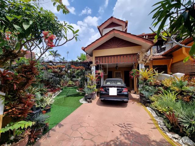 [End Lot|Renovated] Double Storey, Damai Puspa, Alam Damai, Cheras 1
