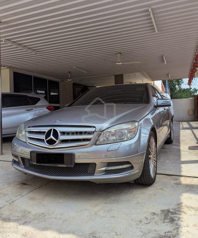 2011 Mercedes Benz C250 CGI BlueEFCY - 3