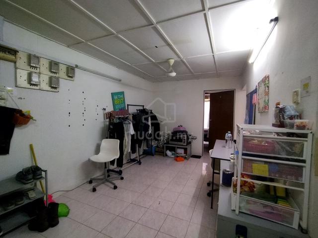 Pangsapuri Damai (Subang Bestari) 1