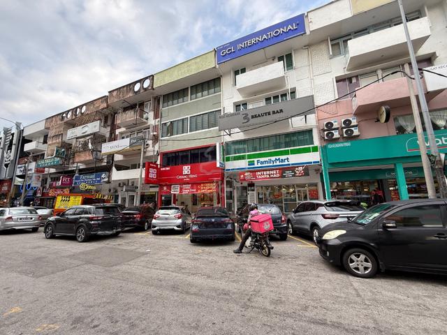 4 Storey Shop Lot @ Taman Segar Leisure Mall Cheras | Fully Tenanted 1