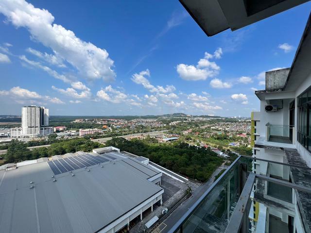 Parc Regency 1