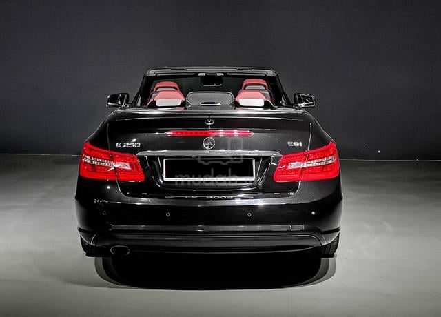 2011 E250 1.8 Cabriolet AMG Convertible Red Intrio - 4