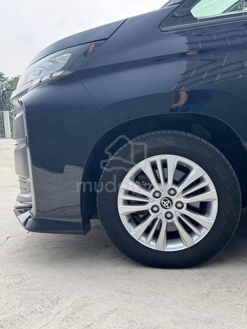 New Model Toyota Noah 2.0 SG 8-Seater - 4