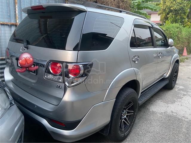 2015 Toyota FORTUNER 2.7 V TRD SPORTIVO ENHANCED - 4