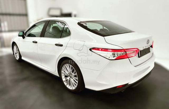 2019 Toyota CAMRY 2.5 V (A) - 4