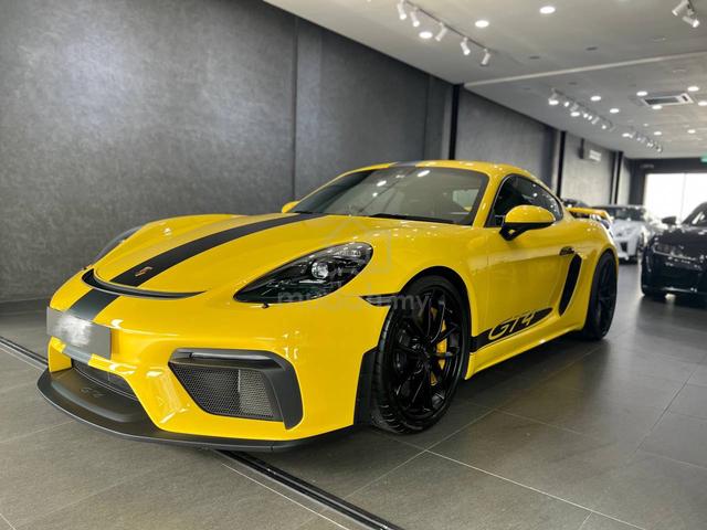 2020 Porsche CAYMAN 718 GT4 4.0 (M) Low Miles - 4
