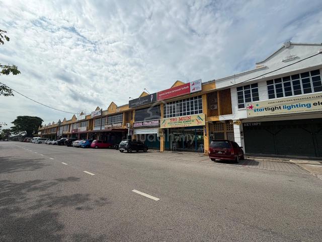 BANDAR PUTRA BERTAM 2-sty SHOP LOT | TENANTED | HIGH VISIBILITY | 6.1% 1