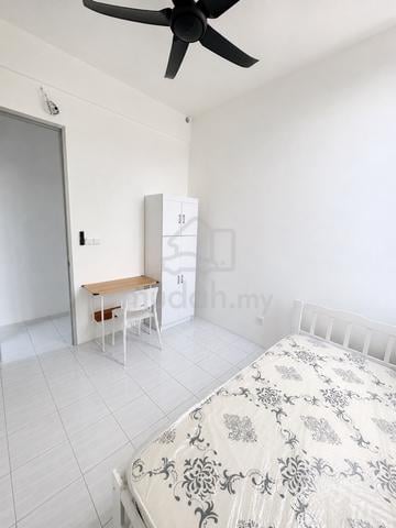 Room For Rent at Bayan Lepas, Gelugor, FIZ 1