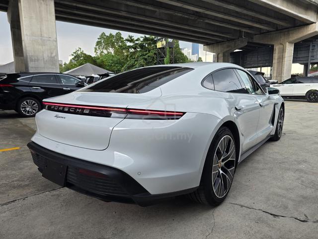 2023 Porsche TAYCAN 5 Year Warranty 4.5B/17k km - 3