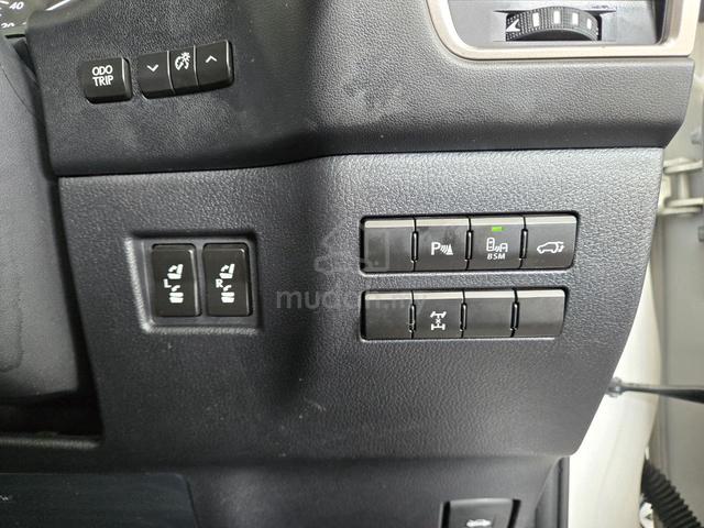 2015 Lexus NX200 2.0 T POWER BOOT BLIND SPOT - 3