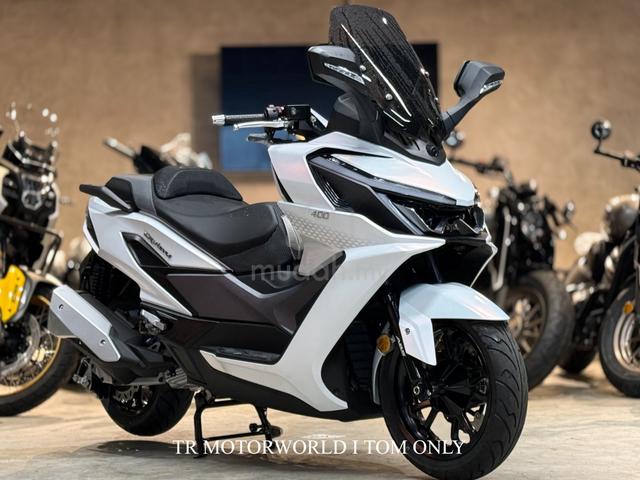 SYM CRUISYM 400 xmax forza adv - photo 38 of 42