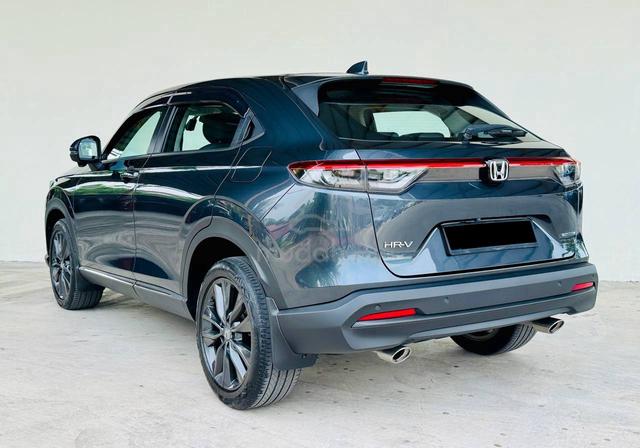 Honda HR-V 1.5 V 54k Km Mileage Under Warranty - 2