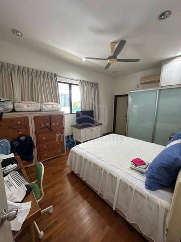 Link Bungalow 53x85 @ Adda Height PURPLE, Renovated, Near AEON & EDL ! 1