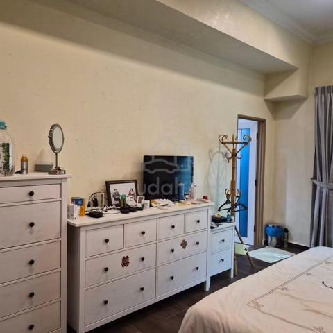 Oug / Happy Garden 1 Storey Corner Renovated House For Sale 1