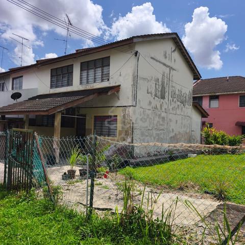 2 Sty Terrace Corner Lot Bandar Putra Kulai JB 1
