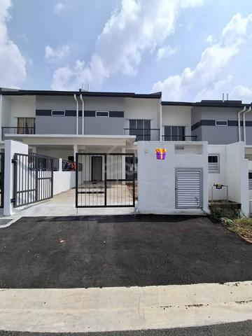 Taman Puncak Warisan 1