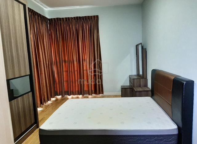Alam Damai Masterbedroom 1