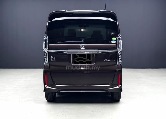 Mil18k 2018 Honda N BOX 0.7 CUSTOM G FSR - 4