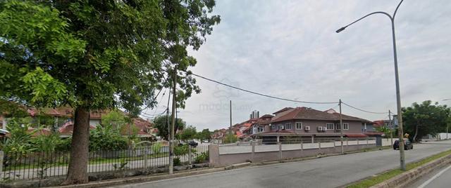 2sty corner lot puchong hartamas Freehold Good Condition House 1