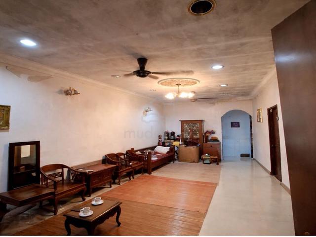 1 Sty Terrace Jalan Nakhoda Renovated Taman Ungku Tun Aminah Skudai 1