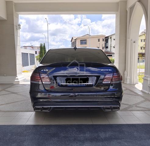 2011 Mercedes Benz E250 CGI BlueEFCY - 4