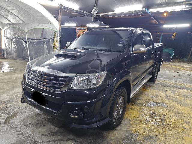2012 Toyota HILUX 3.0 G VNT FACELIFT (A) - 1