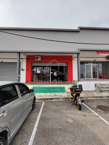 1 Storey Shoplot facing Mainroad Good Location 1