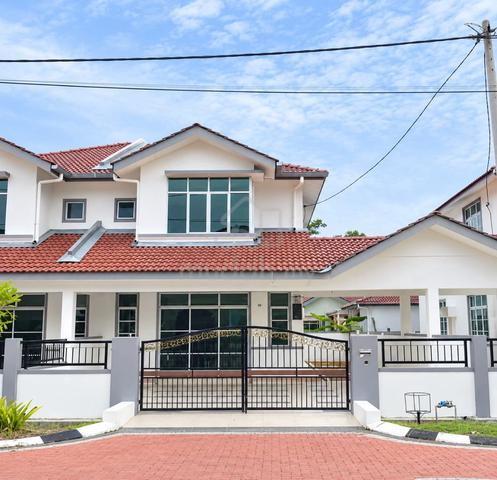 FREEHOLD Semi-D Cluster 2 Tingkat Taman Desa Manjung 1