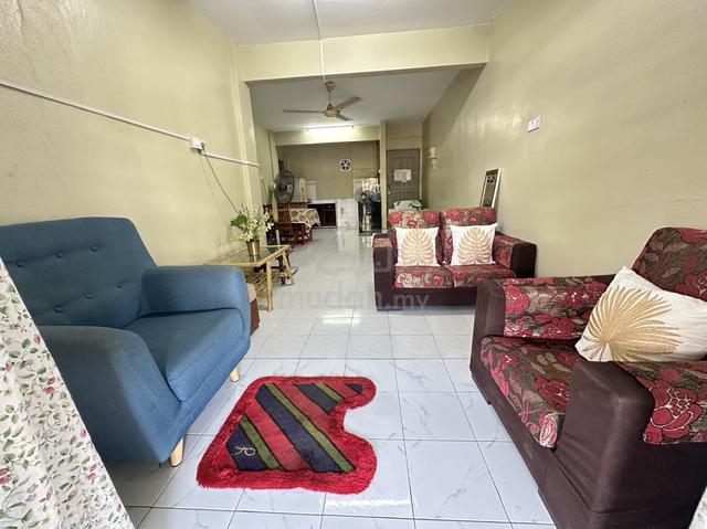 Desa Cemara 1