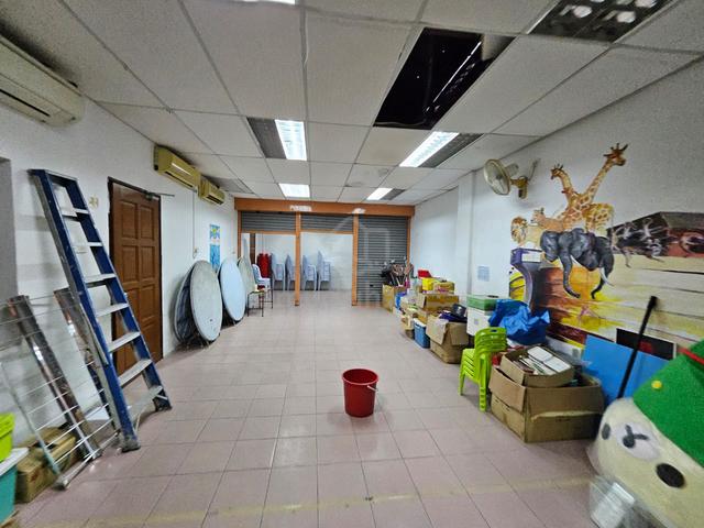 Single Storey Bungalow Facing Main Road can office use Ayer Itam 1