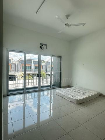 Rimbun Vista Corner Lot For Rent, Seremban 2 4