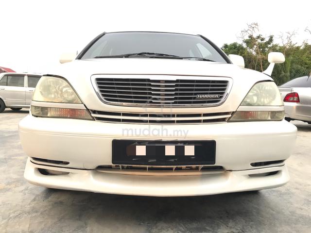 Toyota HARRIER 3.0 ALCANTARA(A)LEATHER SEAT/18"RIM - 3