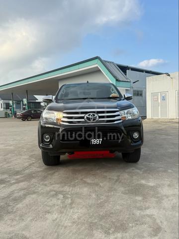 2017 Toyota HILUX 2.4 G LE (A) - 2