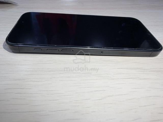 iphone 16 pro max 1tb - photo 3 of 6