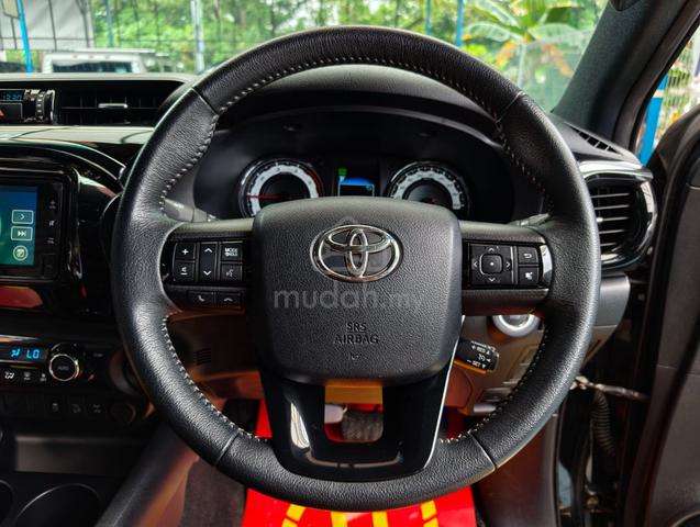 Toyota HILUX 2.8 VNT 4X4 BLACK EDITION 41kKM WRNTY - 5