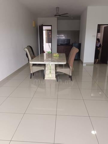 Residensi Zamrud 1