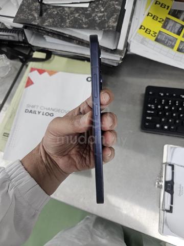 oppo reno 13 5g - photo 5 of 5