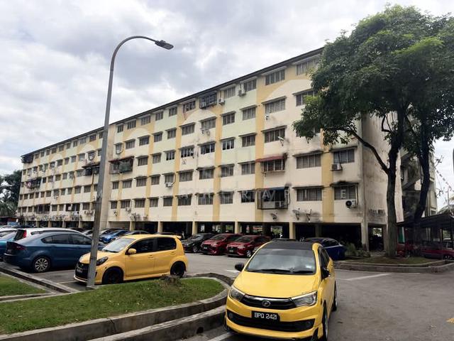 Flat PKNS Seksyen 24 Shah Alam 1