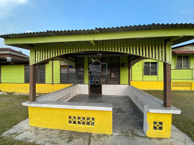 Rumah semi D utk disewakan di Kota Tinggi 1