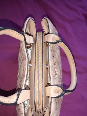 Carousel Image